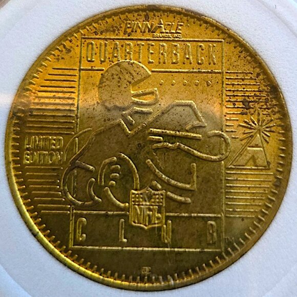 Kordell Stewart #10 Pittsburgh Steelers 1996 Pinnacle QB Club Vintage NFL Coin - Picture 4 of 4